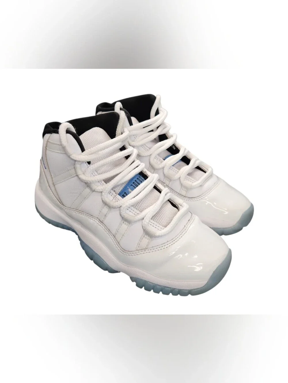 Jordan 11 Retro Legend Blue (2024)